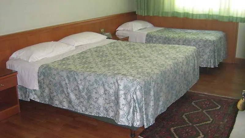 Hotel Gardenia Палермо